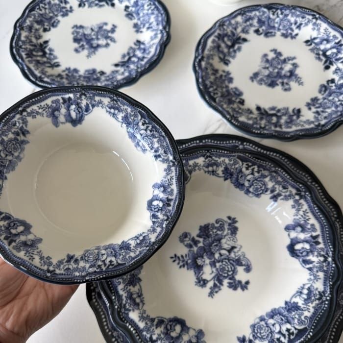 سرویس غذاخوری ۲۴ پارچه طرح VELOUR برند KOSOVA